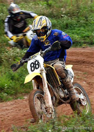 m_3sep06089